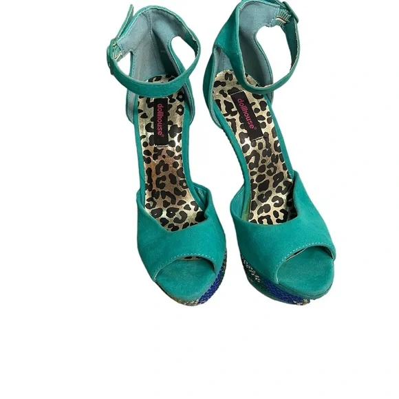 DOLLHOUSE Turaquoise plush suede platform wedges size 7 - Picture 8 of 11